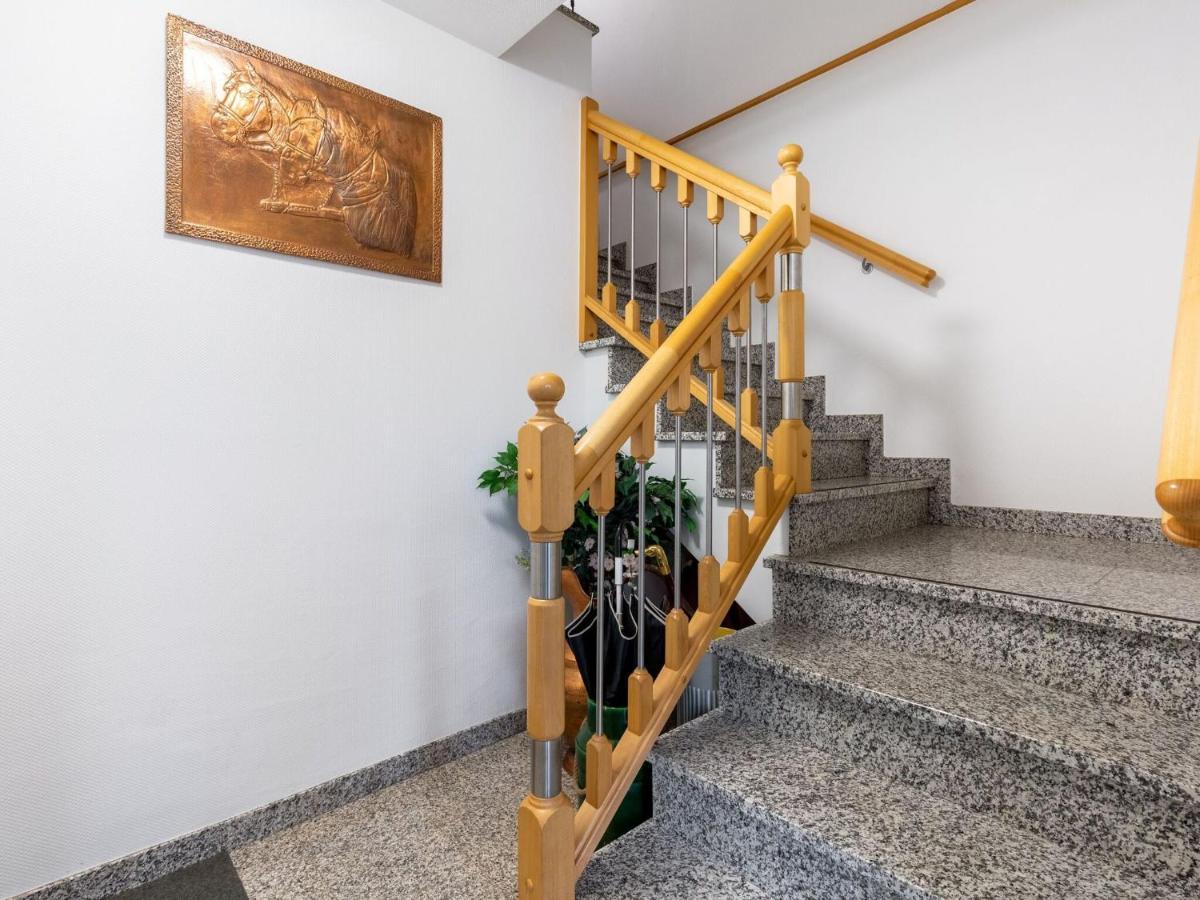 Apartment On The Edge Of The Forest Еслохе Екстериор снимка